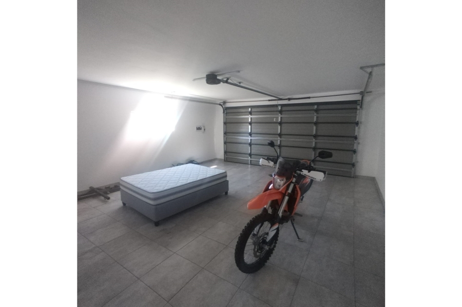 3 Bedroom Property for Sale in C Place Eastern Cape